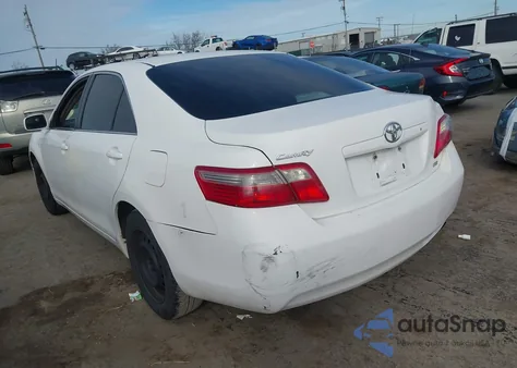 2007 Toyota Camry Ce z USA, uszkodzony, nr VIN 4T1BE46K37U591577